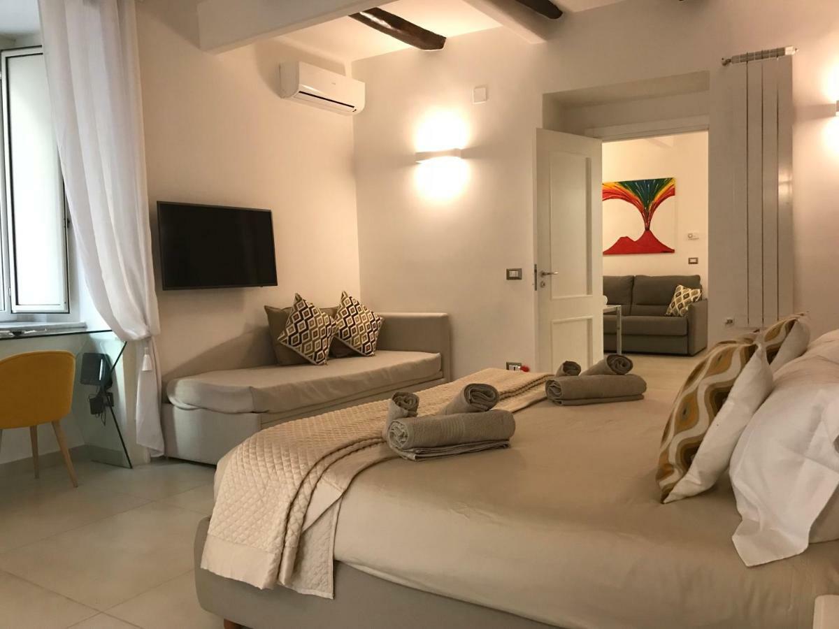 Napoli Plebiscito Apartment Exterior foto